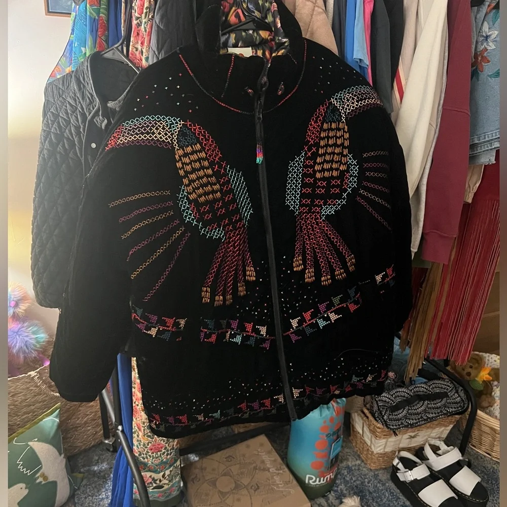 FARM Rio Multicolor Embroidered Jacket - Picture 6 of 10